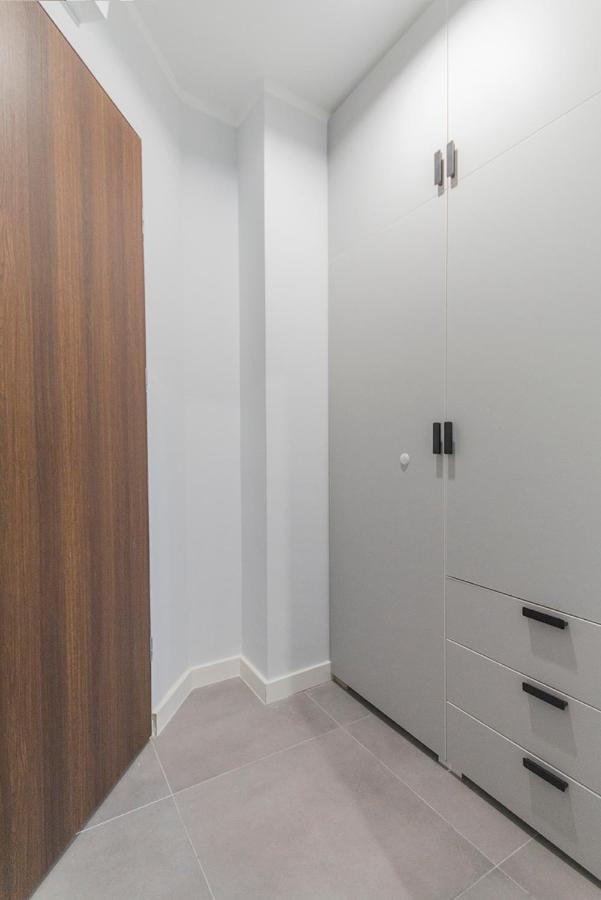 City Center - Studio - Golden Apartments - Ogrodowa วอร์ซอ ภายนอก รูปภาพ